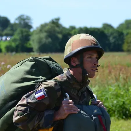 Mh, Logeren Bij Nederlanders Dichtbij Sainte Mere Eglise In Normandie * Hemevez